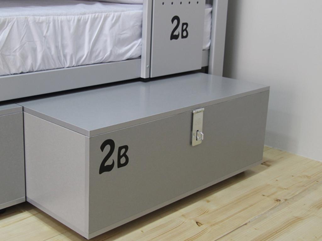 Posto Letto in Dormitorio Misto con 6 Letti