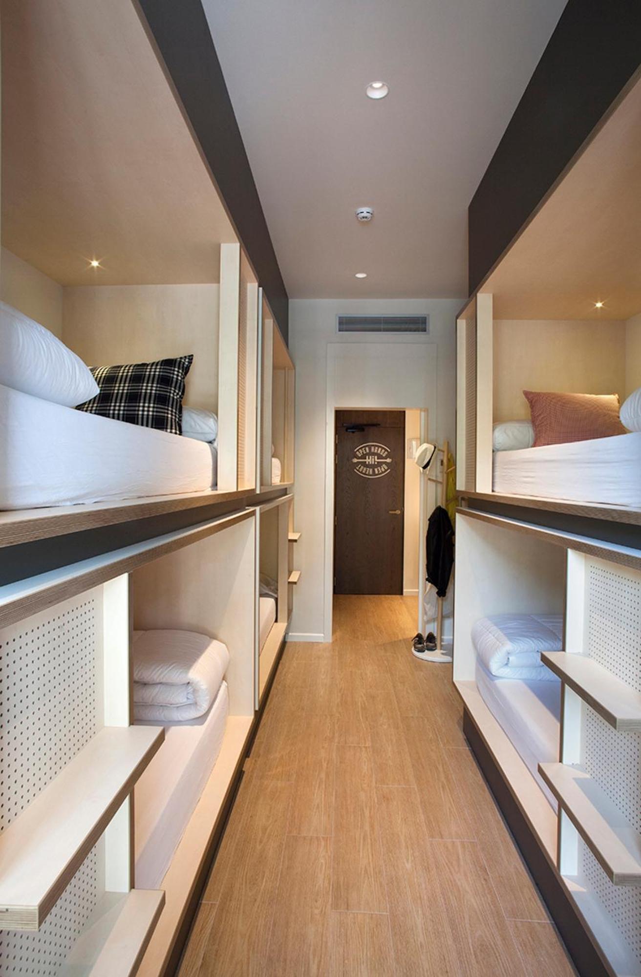 Bed 8-Bed Mixed Dormitory Room