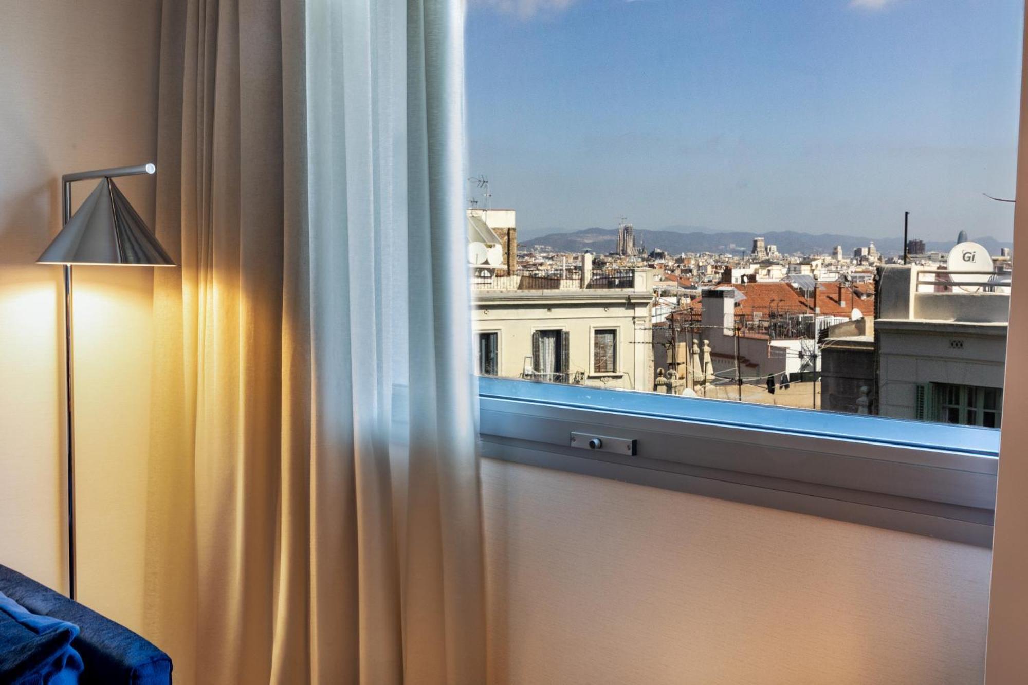 Classic King Room City View