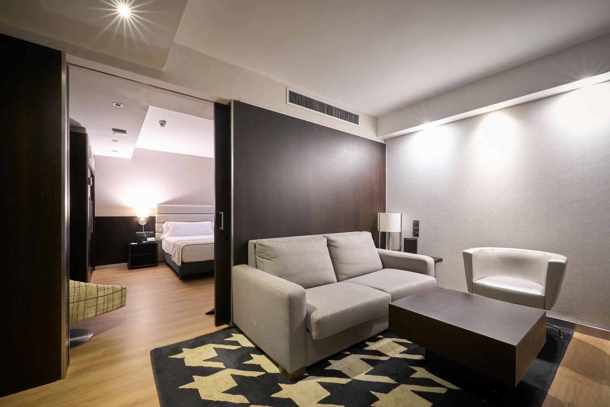 Junior Suite,1572638009:JPEG