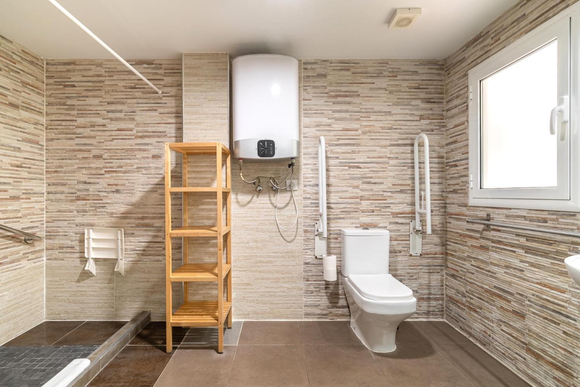 Triple Room Private Bathroom