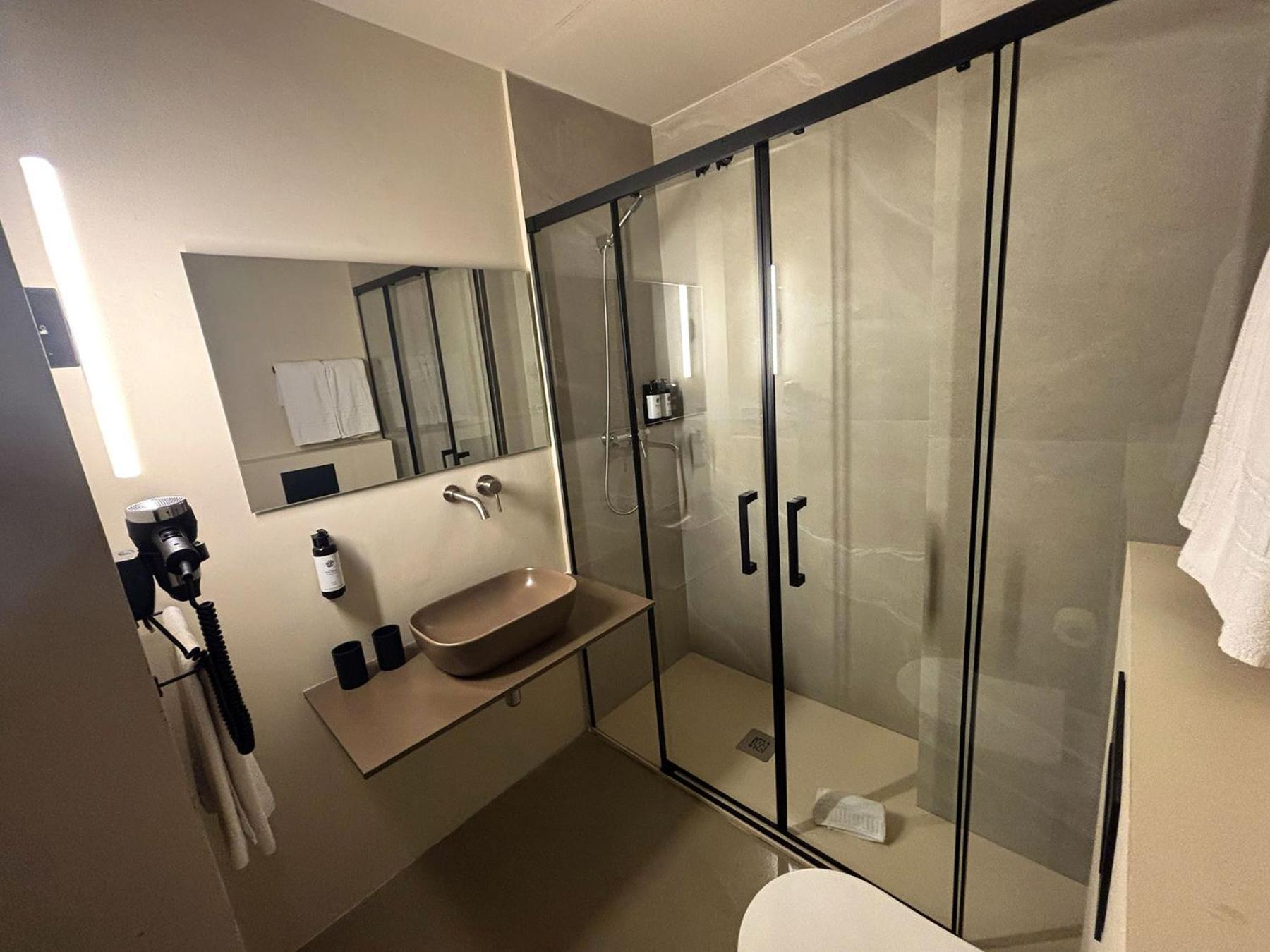 One-Bedroom Superior Apartment
