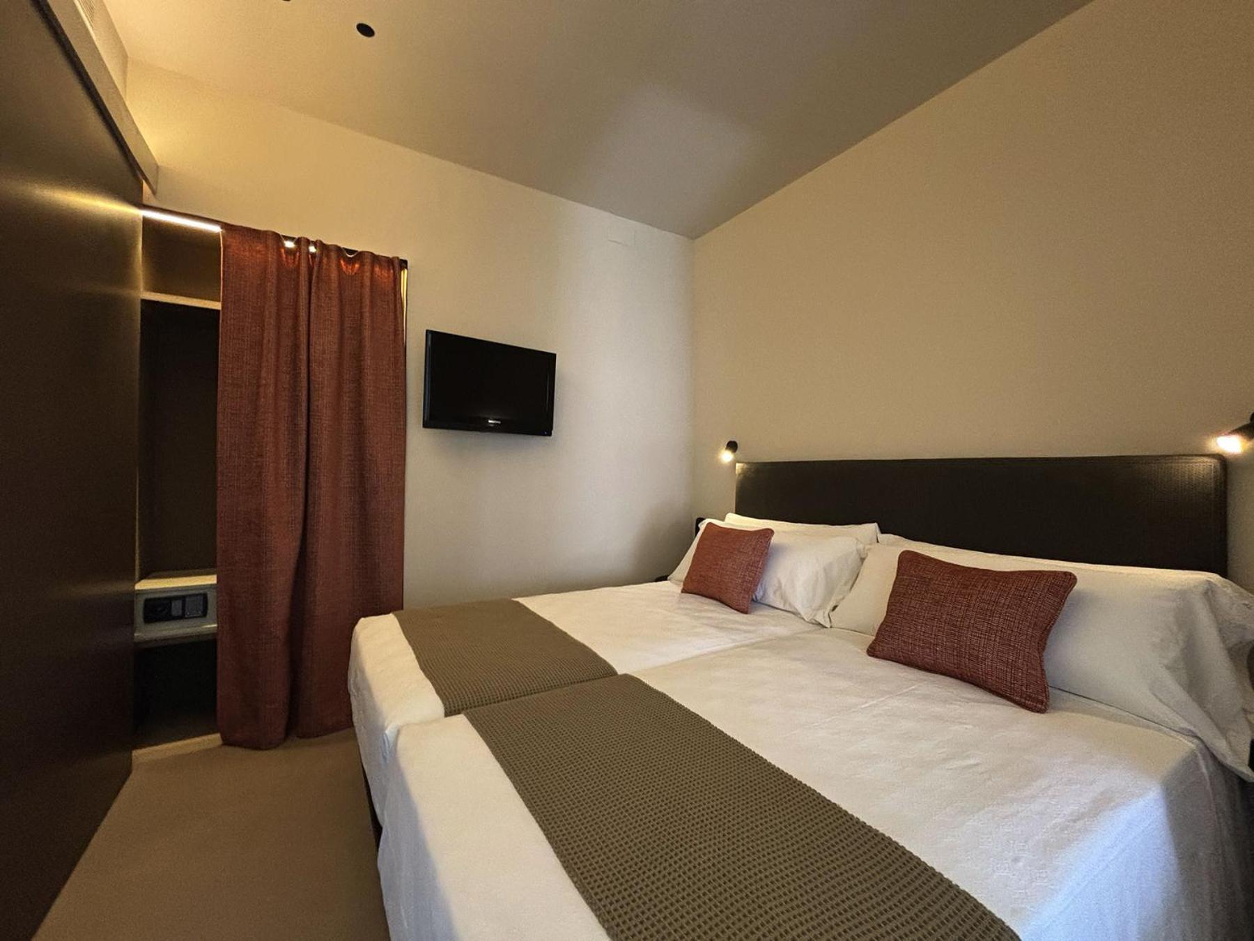 One-Bedroom Superior Apartment