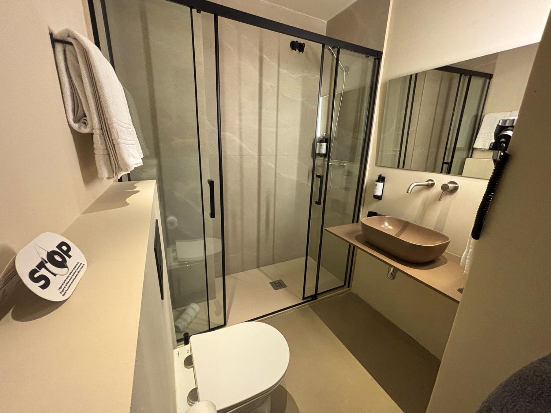 One-Bedroom Superior Apartment