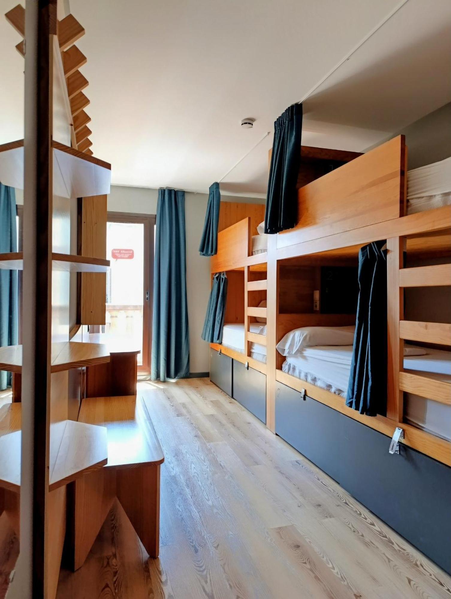 Bed 4-Bed Mixed Dormitory Room,1007839780:JPEG