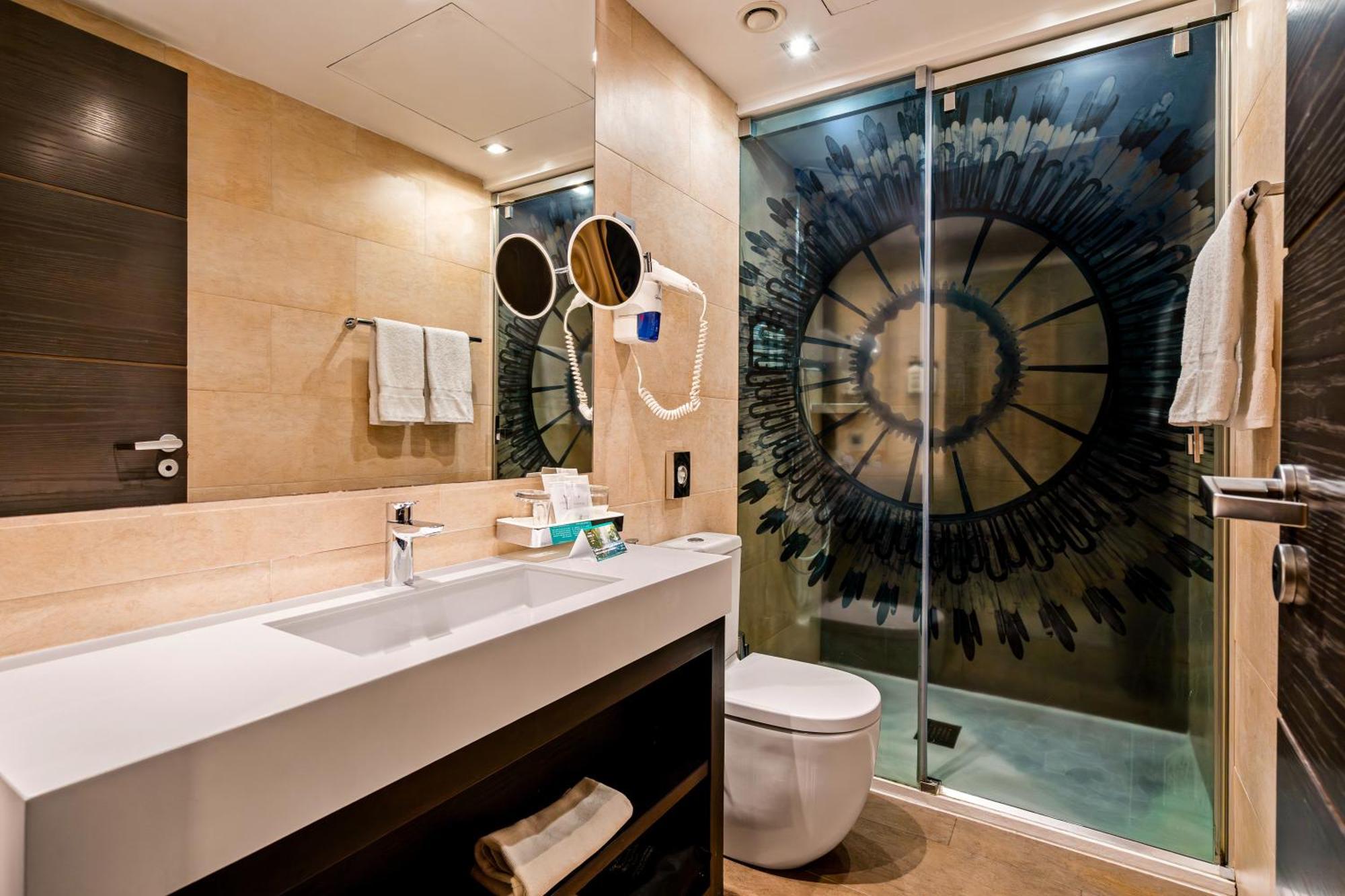 Camera King Premium con Vista Piscina
