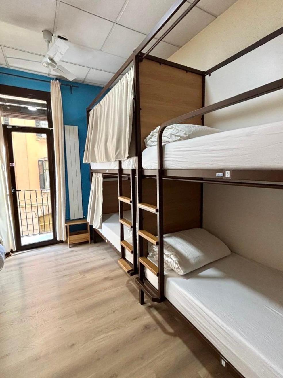 Posto Letto in Dormitorio Misto (per 10 Persone)