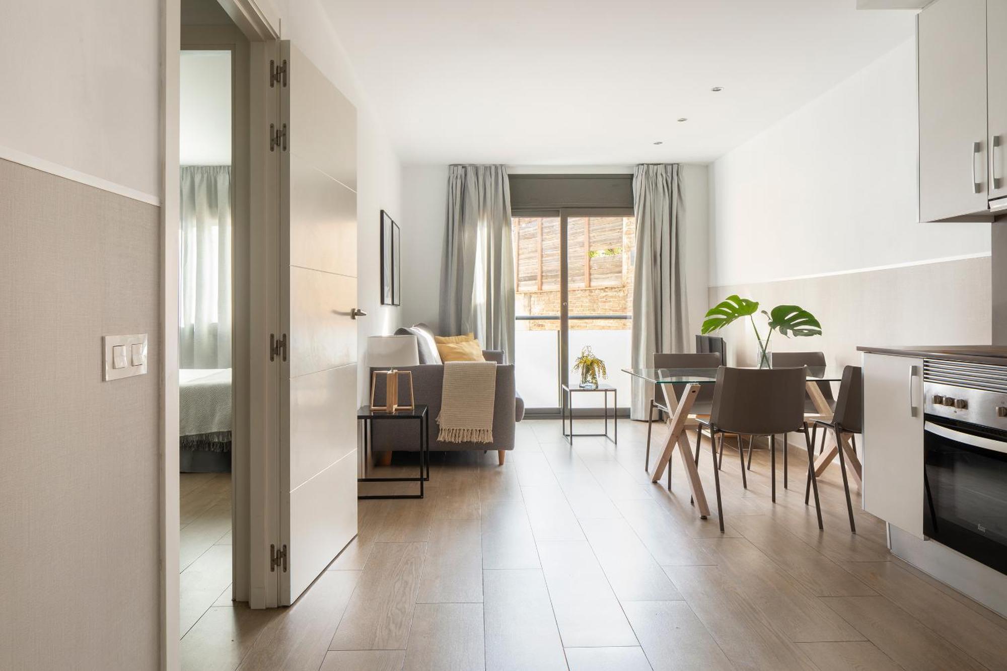 One-Bedroom Apartment