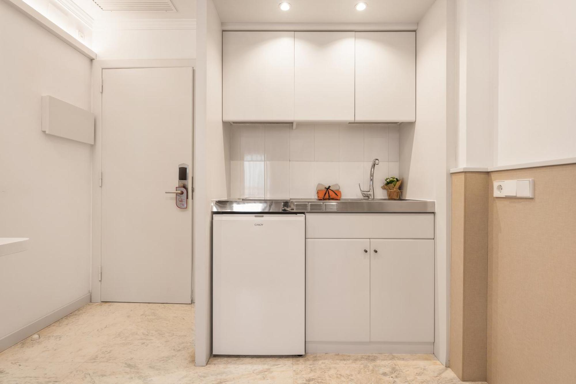 Superior Suite Kitchenette
