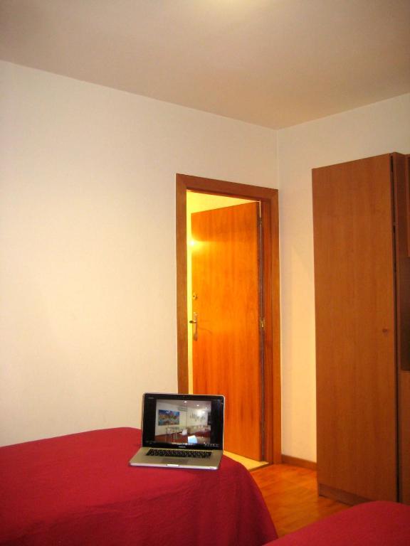 Twin Room Private Bathroom