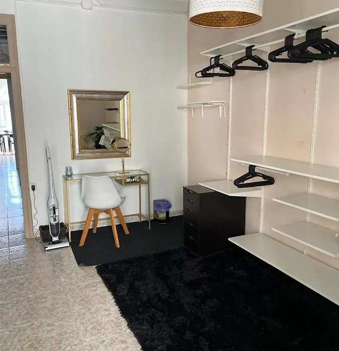 Habitacion En El Centro De Barcelona-1