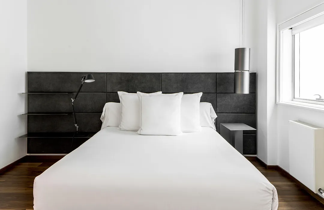 Suites Avenue-1