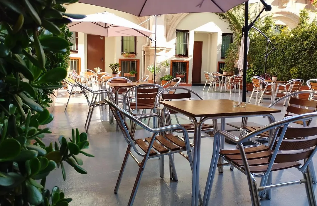 Hostal La Terrassa-1