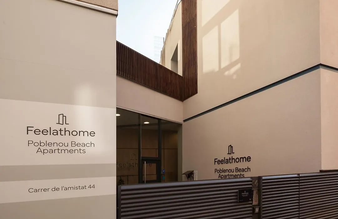 Feelathome Poblenou Beach Apartments-1