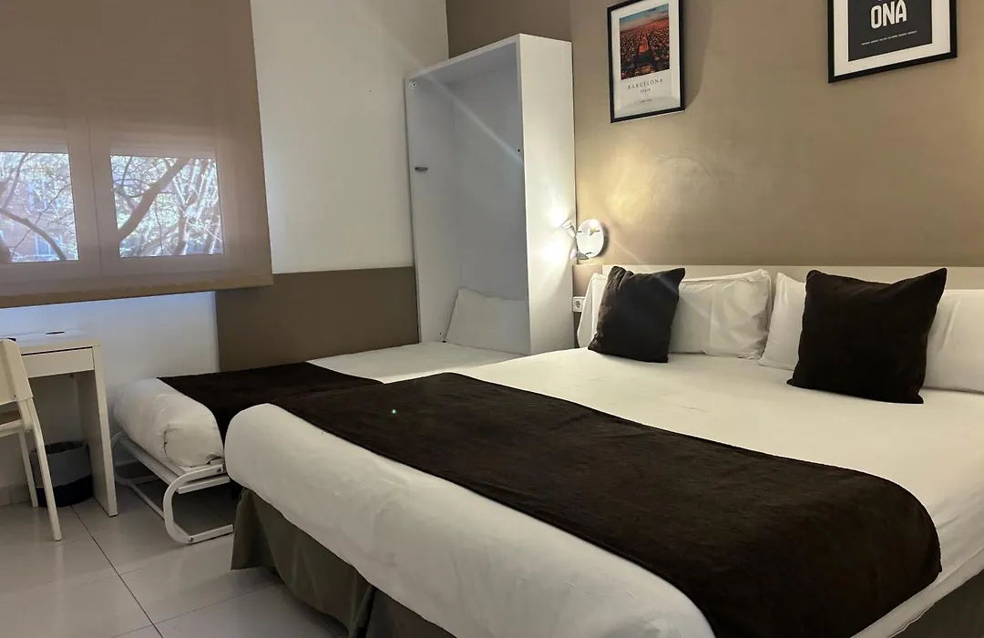 Hotel Travessera-1