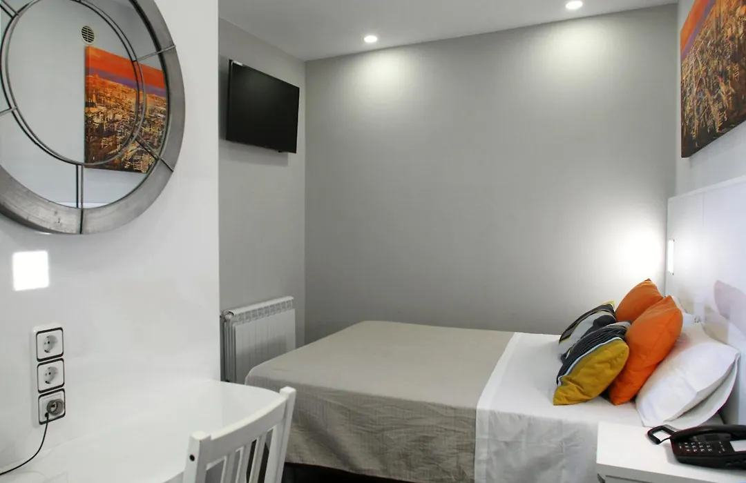 Hostal Sans-1