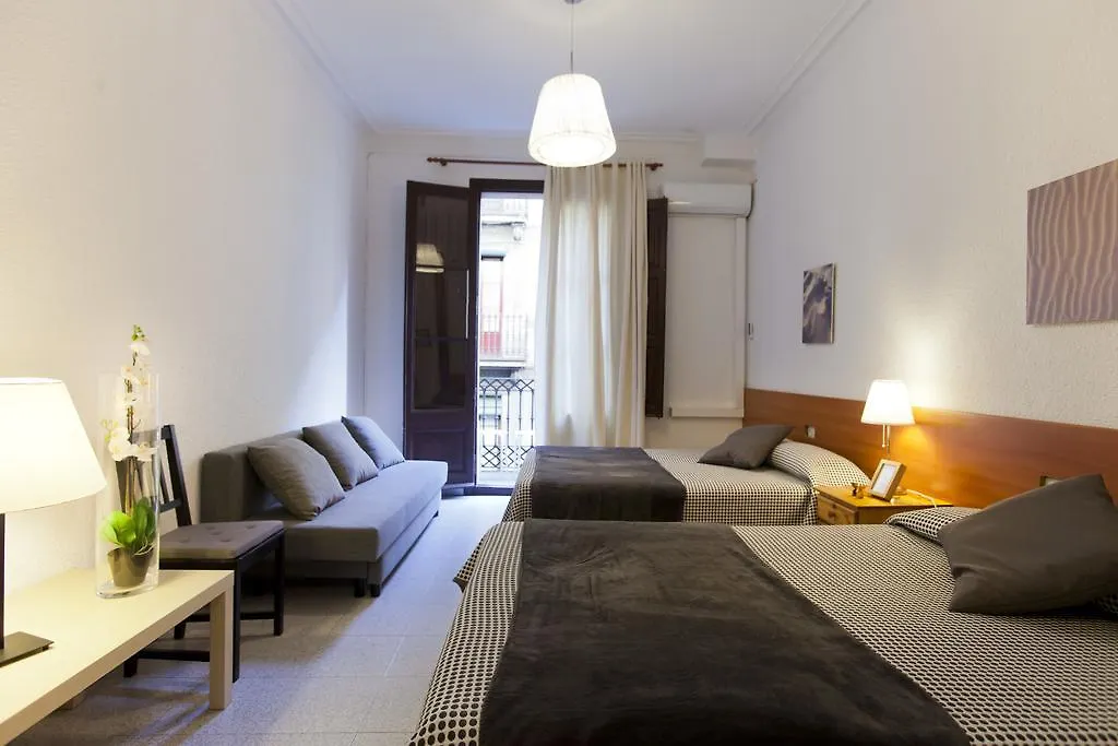 Hostal Dragonflybcn-1