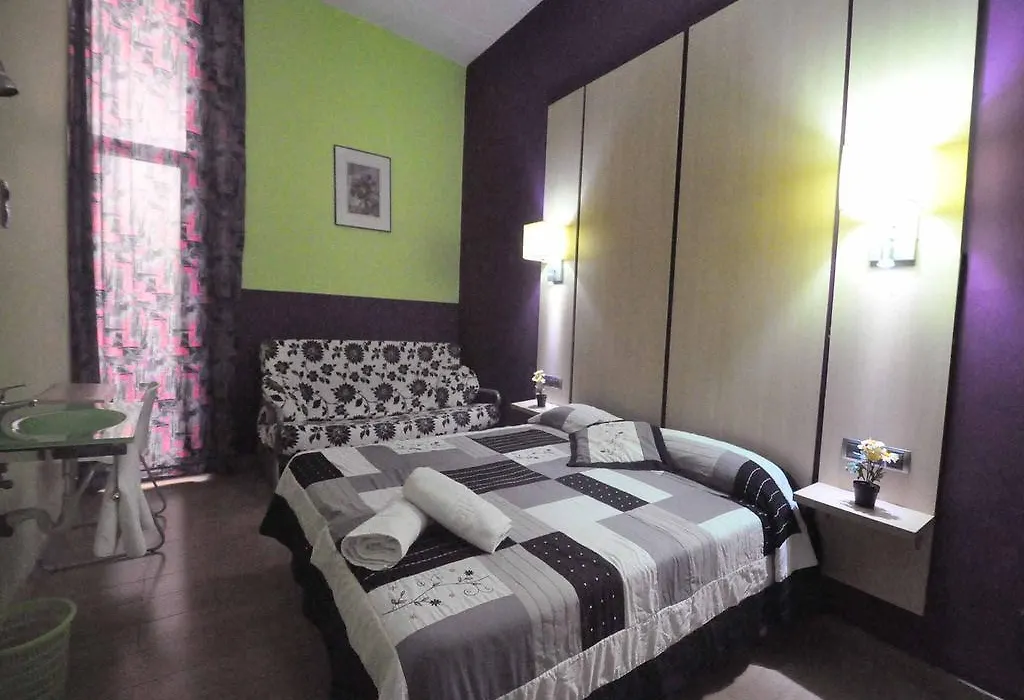 Barcelona Gotic Guesthouse-1