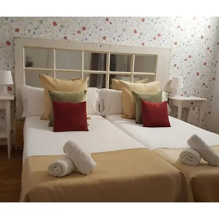 Petit Hotel-2