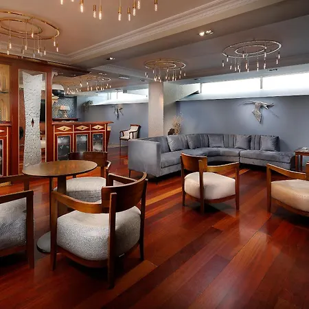 Apartaments-Hotel Hispanos 7 Suiza-3