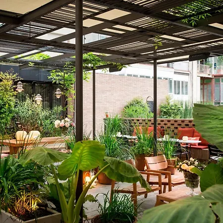 Alexandra Barcelona Hotel, Curio Collection By Hilton-3