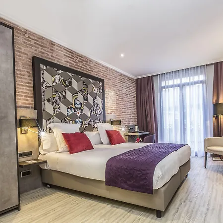 Leonardo Hotel Barcelona Las Ramblas-3