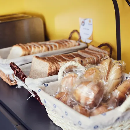 Free Hostels Barcelona-3