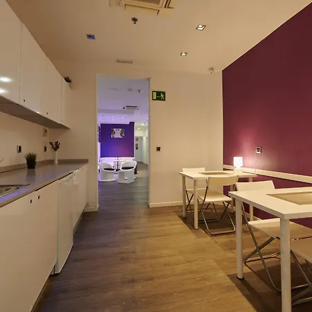 Hostal Mayerling Centro-3