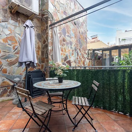 Hostal House-3