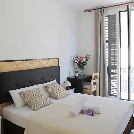 Hostal Balkonis-3